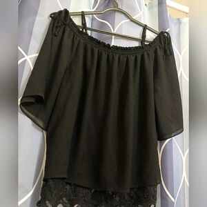 Iz Byer Black Lace Trim Gauzy Flowy Bow Tie Off-Shoulder Smocked Blouse Size XL